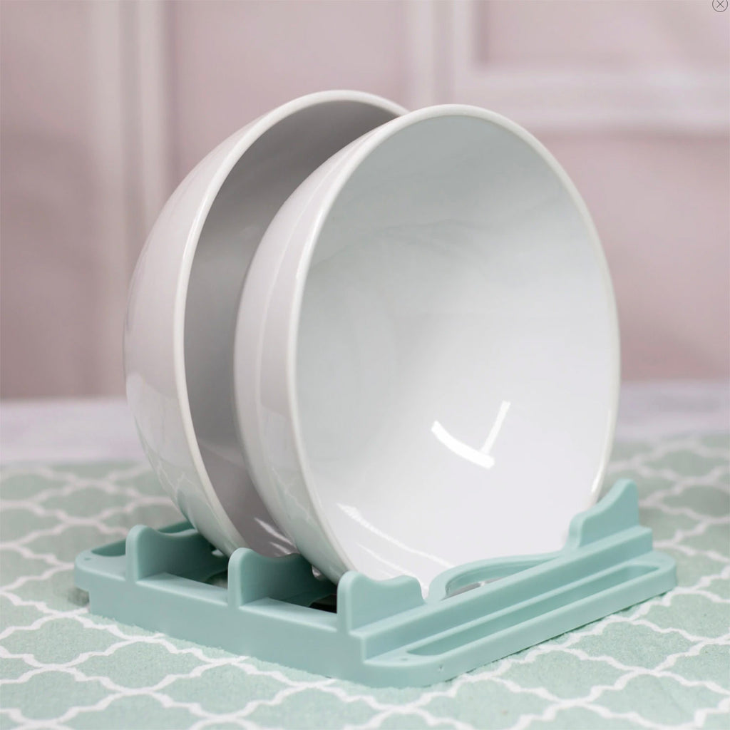 plates and bowls